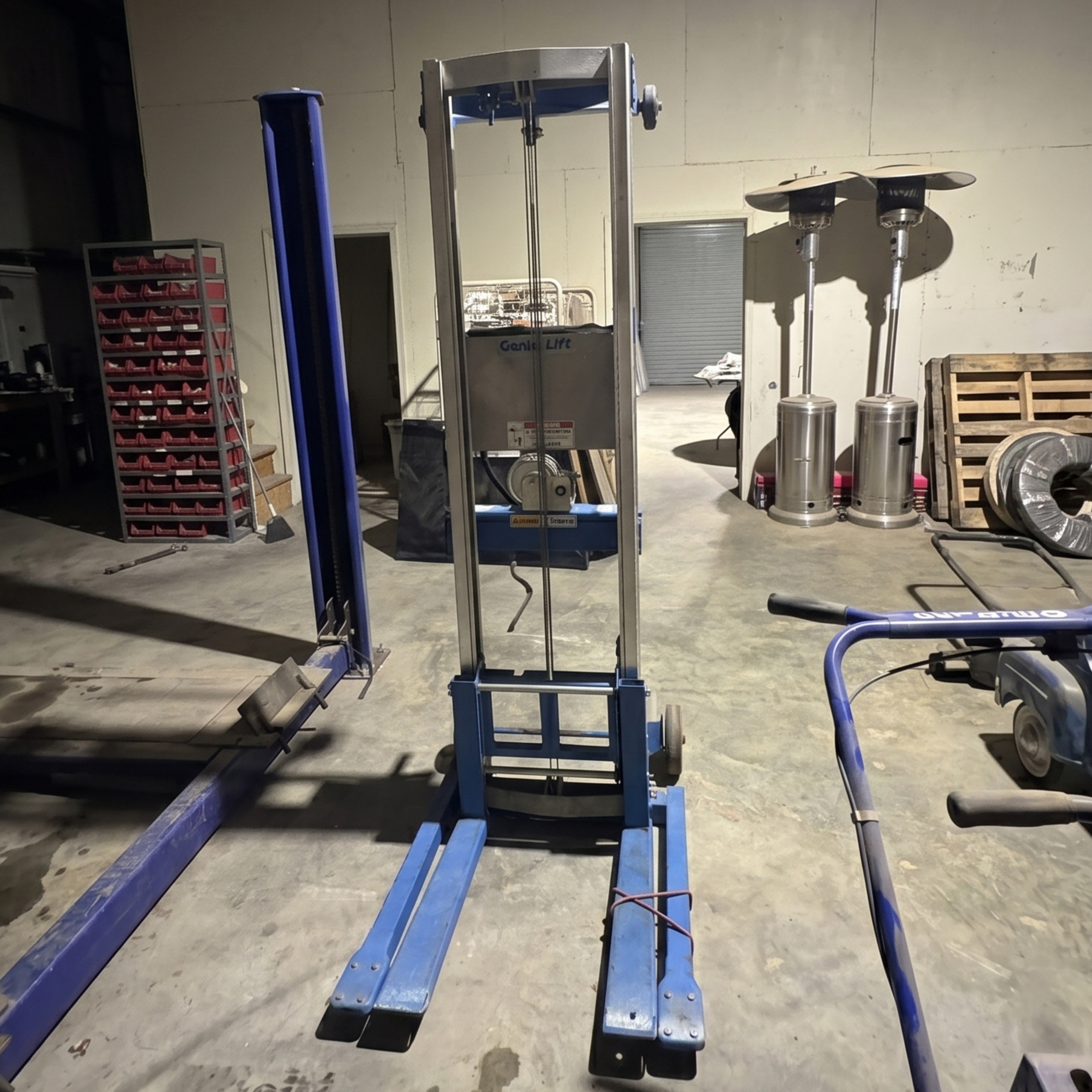 Material Lift